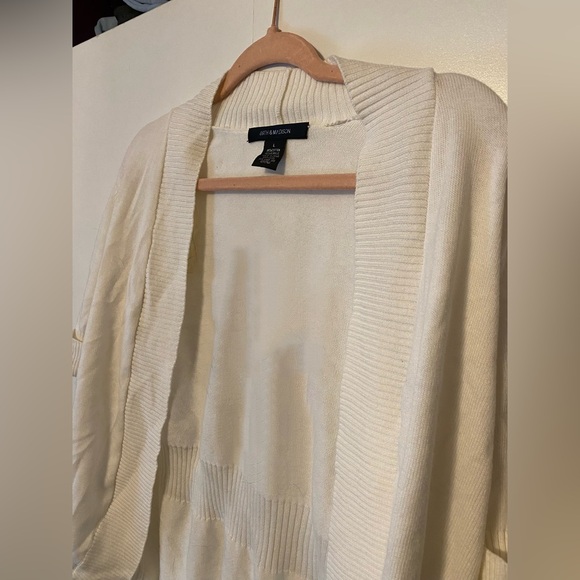 White Shrug - Picture 3 of 5